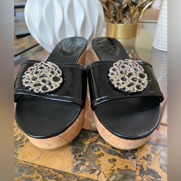 Coach JUDITH NWOT 🚨Black Patent Leather Cork Wedge Platform Slides Size 7 - Picture 2 of 15